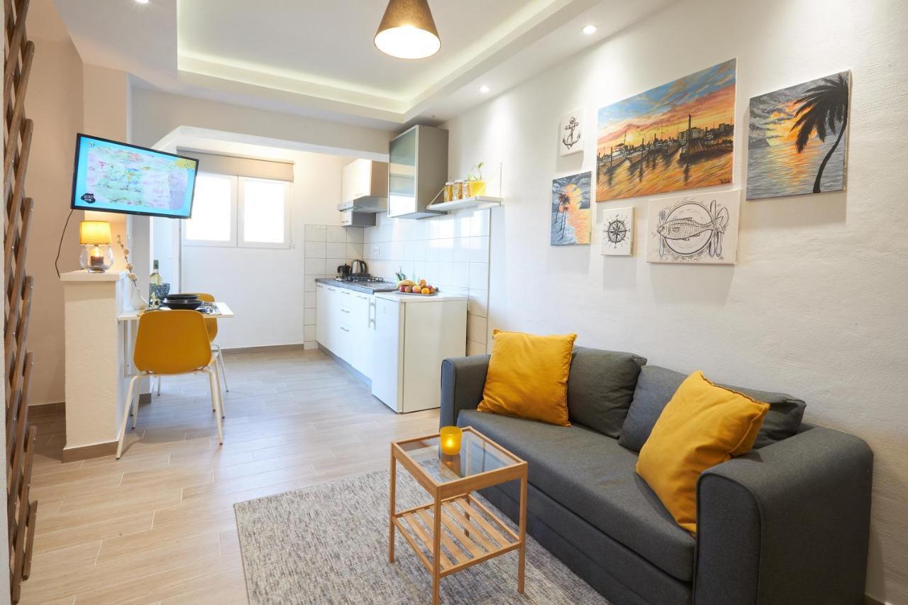 Apartment Yellow 포레치 외부 사진