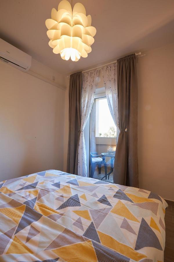 Apartment Yellow 포레치 외부 사진