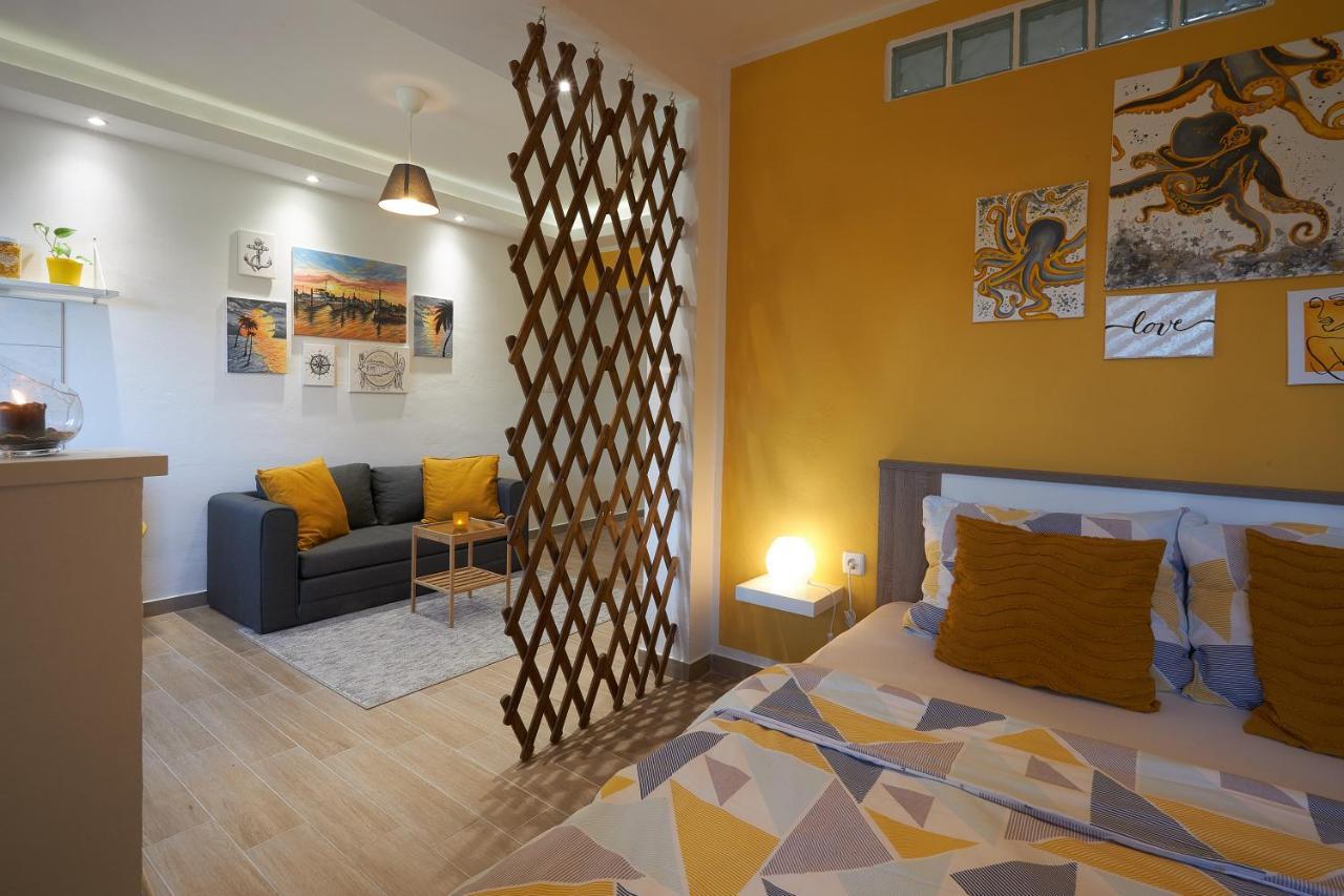 Apartment Yellow 포레치 외부 사진